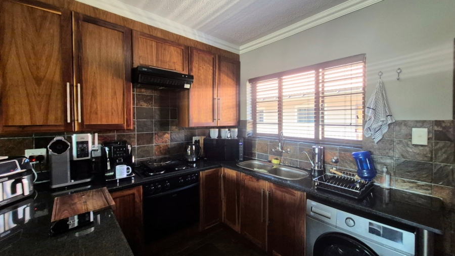 2 Bedroom Property for Sale in Die Bult North West